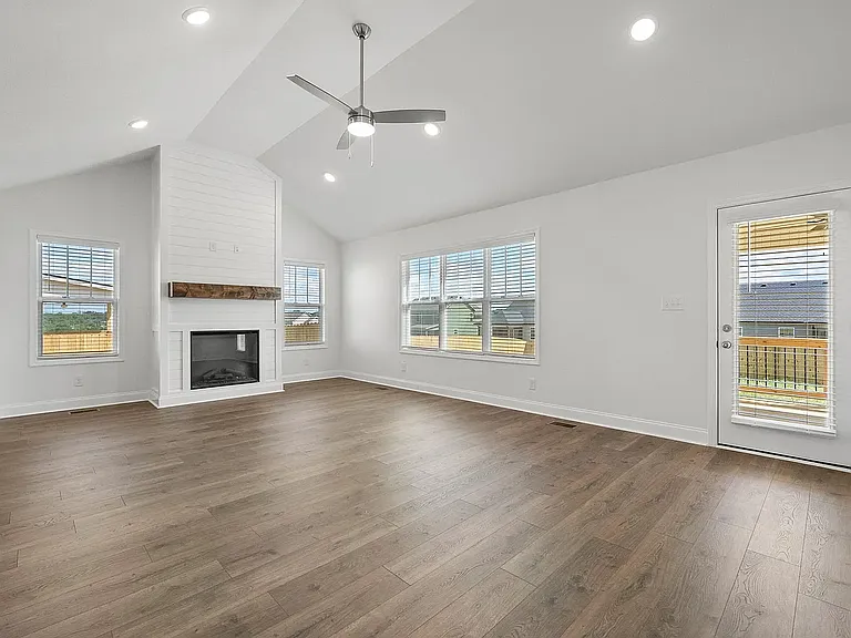 1232 Iris Glen Dr — Photo 5