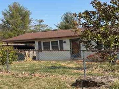 2nd image of 250 Arrowhead Dr
