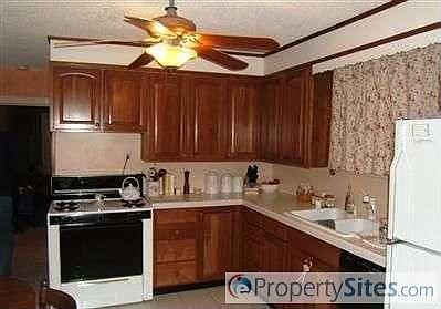 3rd image of 1429 Keilman Ave