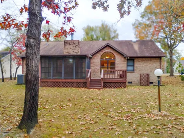 815 Bluebird Dr, New Bern, NC 28560