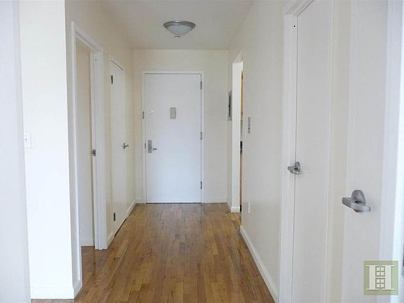 2nd image of 86 Lexington Ave APT 3A