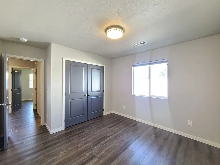 3014 N Gillis Ct — Photo 11