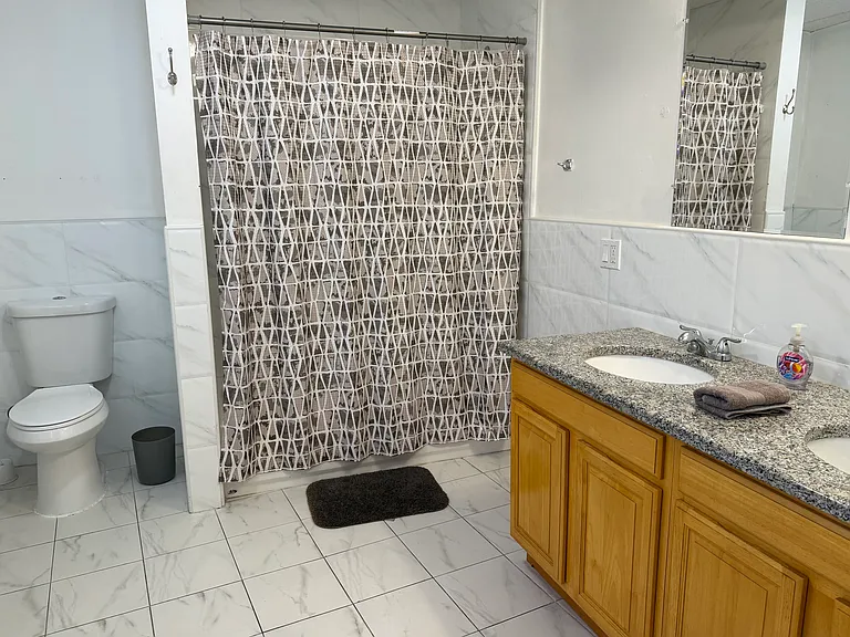1166 E Jersey St #3 — Photo 8