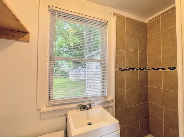 1305 W 38th St #B, Norfolk, VA 23508