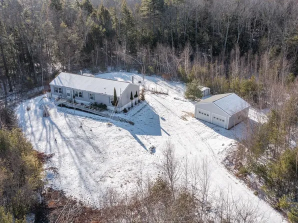 583 First Crown Point Road, Strafford, NH 03884