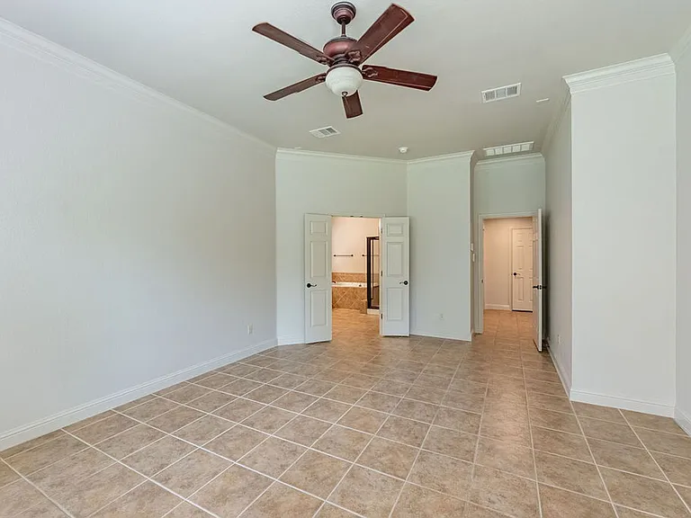 7909 Adelaide Dr — Photo 13