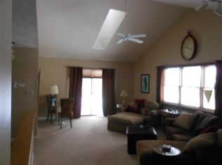 4405 Laurel Creek Dr, South Bend, IN 46628