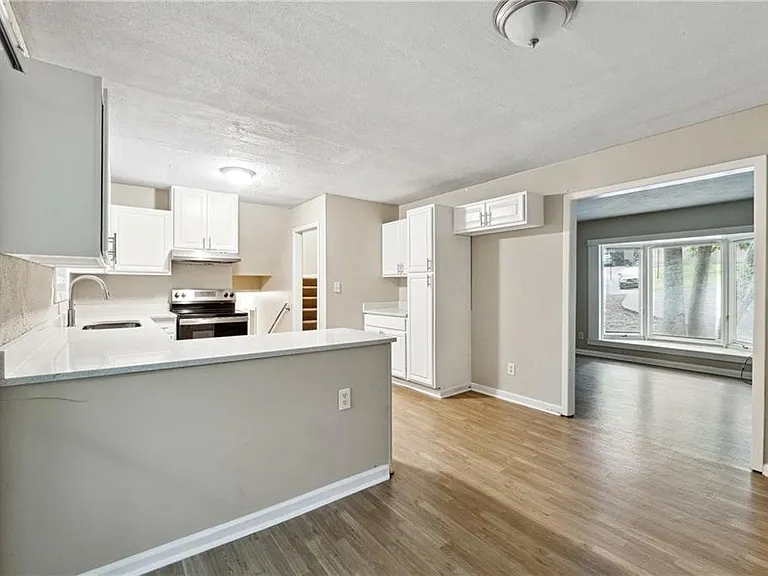 5786 Deerfield Trl — Photo 9