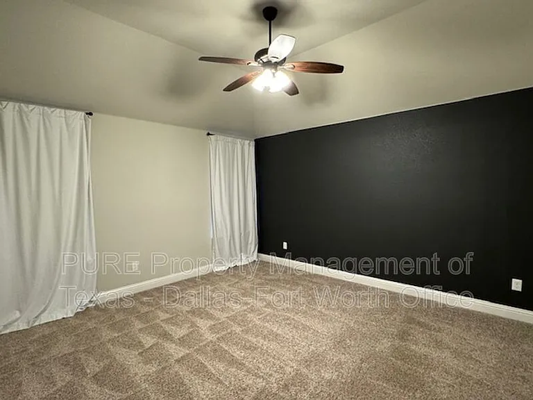 1612 Town Creek Cir — Photo 34