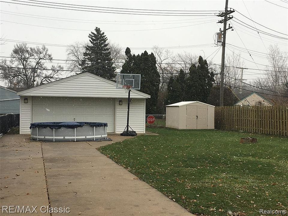 2nd image of 4211 Burns Ave
