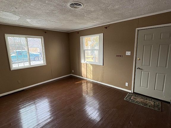 4th image of 3419 Robinwood Dr