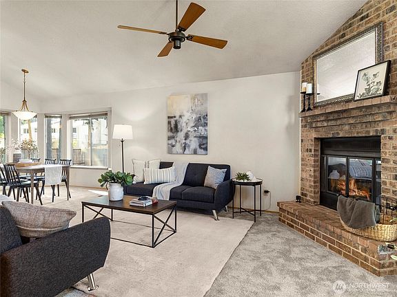 4th image of 16512 92nd Avenue Ct E
