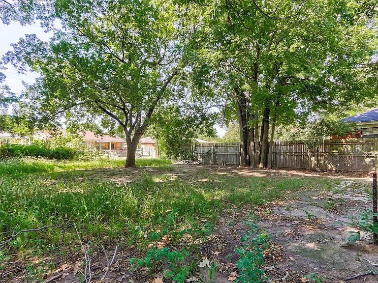 4172 NW 23rd St — Photo 29