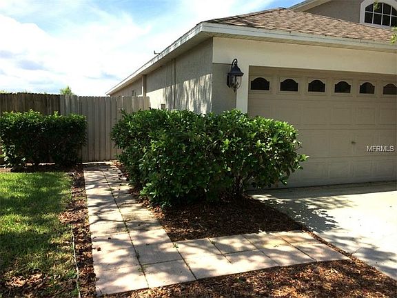 3rd image of 22528 Laureldale Dr