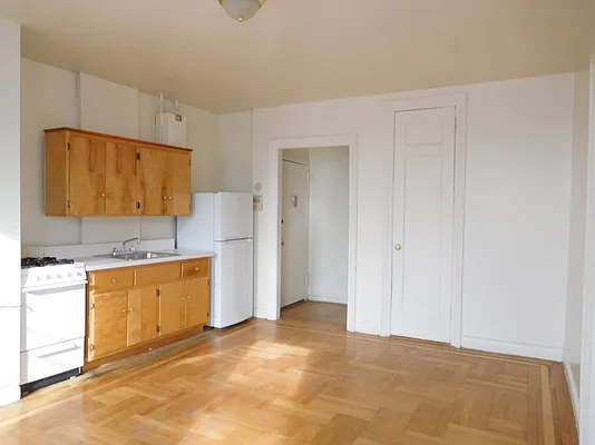 Rented by Bohemia Realty Group | media 9