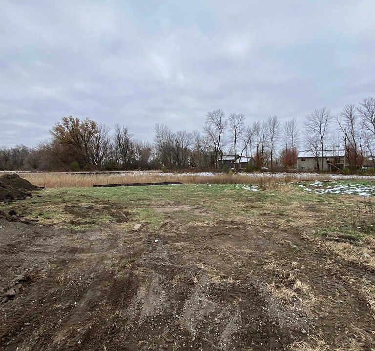 1st image of 12328 Peony Ln