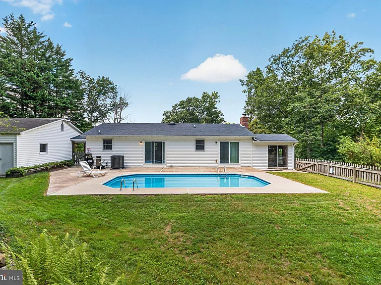 1527 Cold Bottom Rd — Photo 57