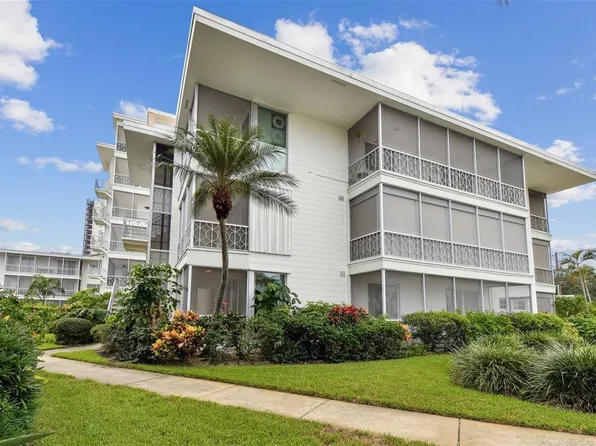 1024 N Shore Dr NE Unit 6, Saint Petersburg, FL 33701