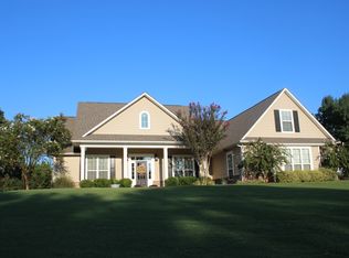 139 Pleasant Hill Rd, Nashville, AR 71852