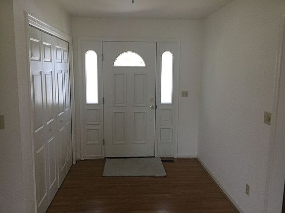 5th image of 121 Canal St