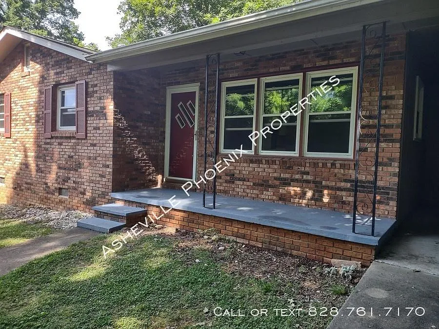 3 bed, $1,600 — Photo 3
