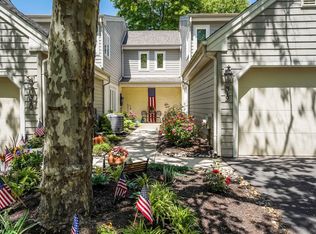 319 Dorset Ct, Doylestown, PA 18901