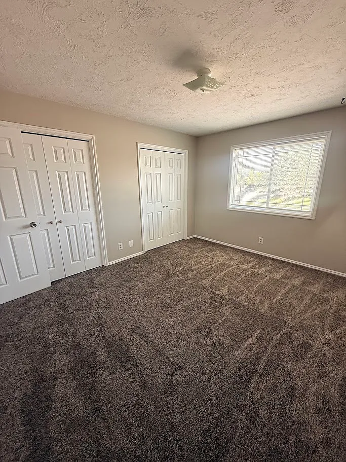 3 bed, 1.5 bath, 1550 sqft, $1,600 — Photo 2