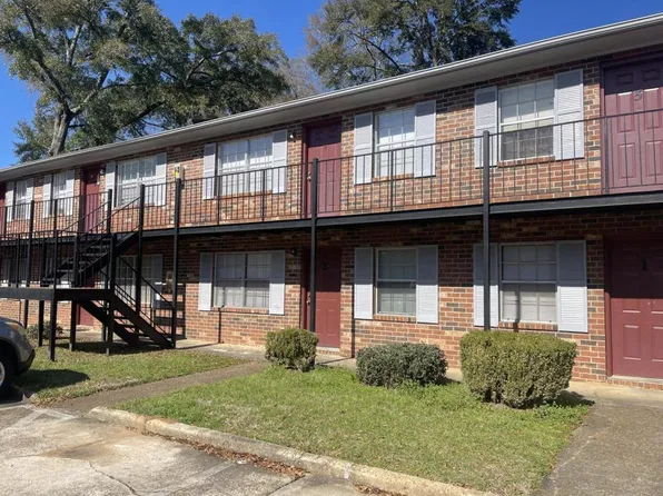 300 W Brunson St APT 2, Enterprise, AL 36330