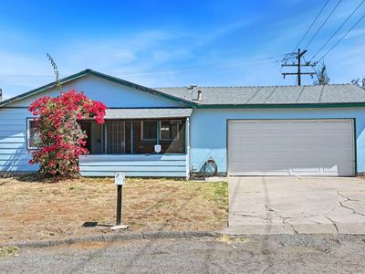 8976 Rover St, Spring Valley, CA, 91977