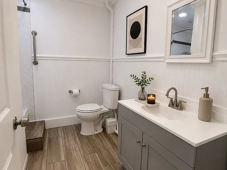 502 S Center St #E — Photo 11