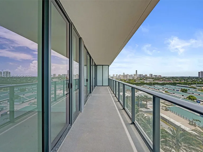1170 E Hallandale Beach Blvd #1111 — Photo 44
