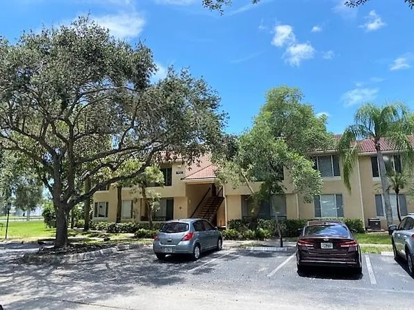 931 Lyons Road #4201, Coconut Creek, FL 33063