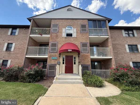 323 Governor House Cir #28, Wilmington, DE 19809