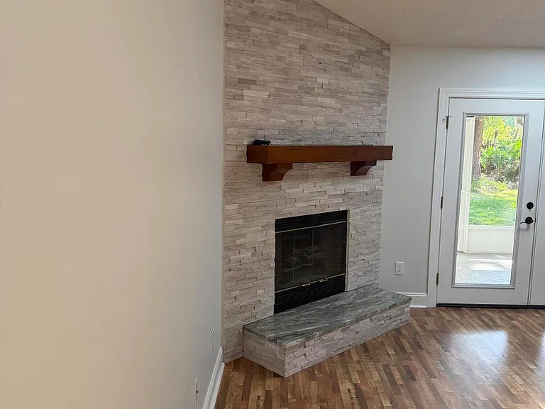 2063 Las Brisas Ct — Photo 8