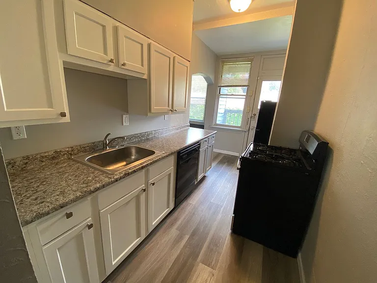 514 Orchard Ave #516 — Photo 4