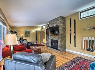 71 Winterbird Rd, Stowe, VT 05672