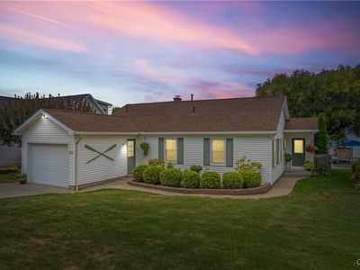 5872 E Lake Rd, Romulus, NY, 14541