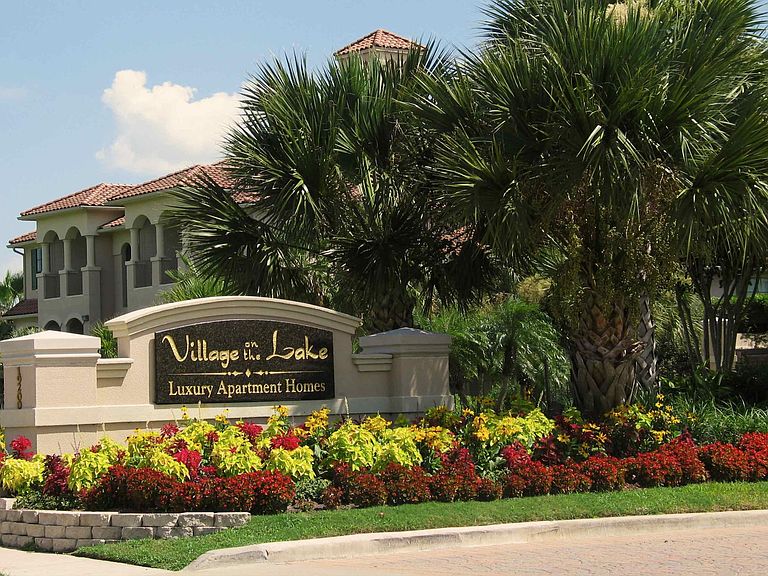 Village on the Lake Apartment Rentals Houston, TX Zillow