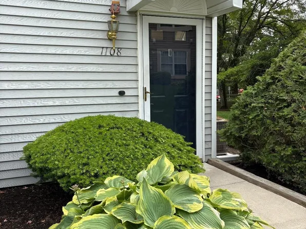 1108 Society Pl, Newtown, PA 18940