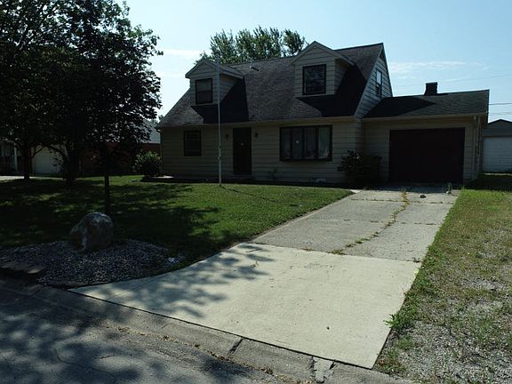 2nd image of 517 Royale Dr