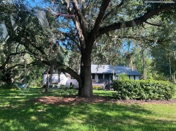 117 Marsh Oak Dr, Brunswick, GA 31525