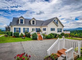 34 Hallaran Dr, Marshall, NC 28753