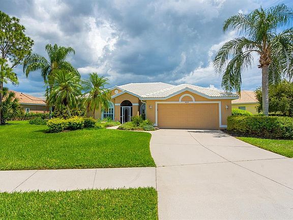 3rd image of 4523 Chase Oaks Dr