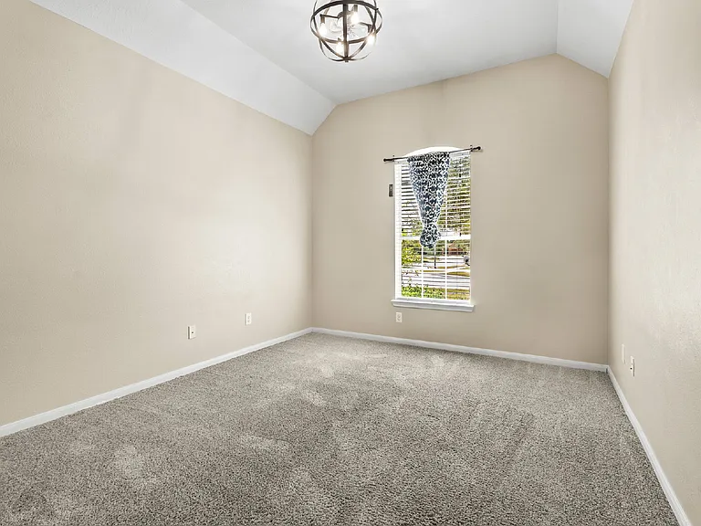 4713 La Escalona Dr — Photo 6