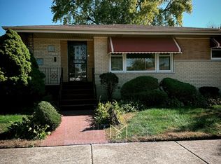 15201 Sunset Dr, Dolton, IL 60419