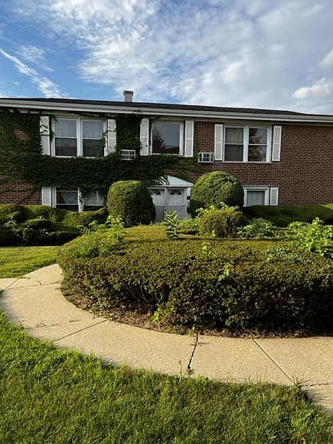1st image of 14432 Jefferson Ave