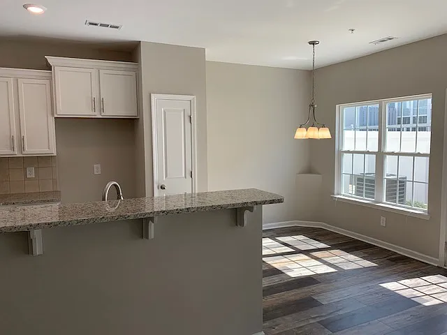 709 Finse Dr — Photo 5