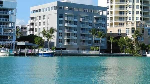 1st image of 9721 E Bay Harbor Dr APT 4C