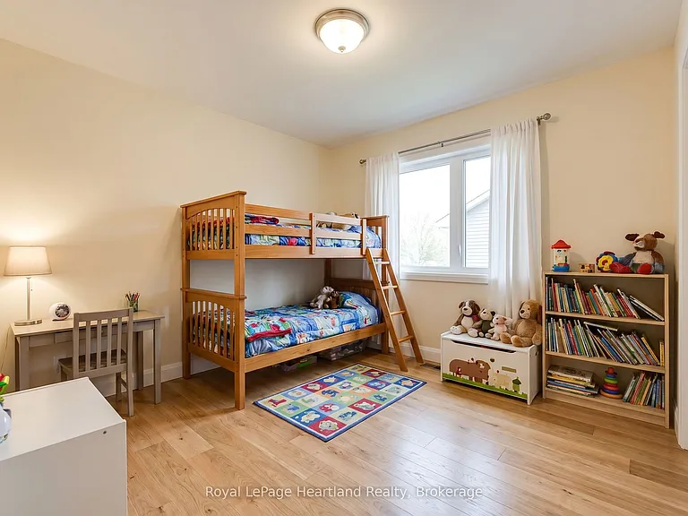 15 Cassidy St #6 — Photo 8