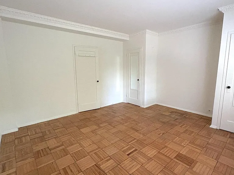 1645 Fitzgerald Ln — Photo 10